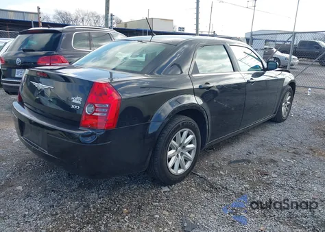 2008 Chrysler 300 Lx from USA, damaged, VIN 2C3KA43R88H103671